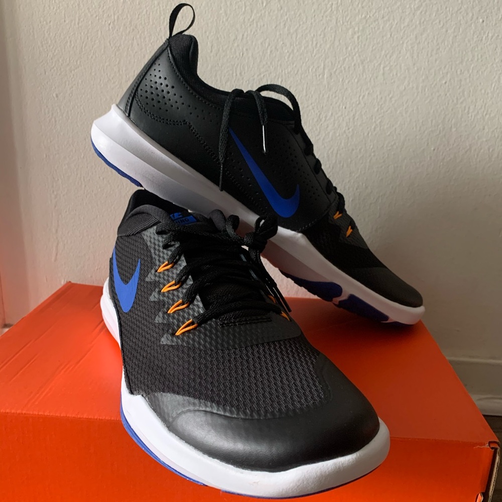 Nike Mens Legend Trainer Low-Top Trainers